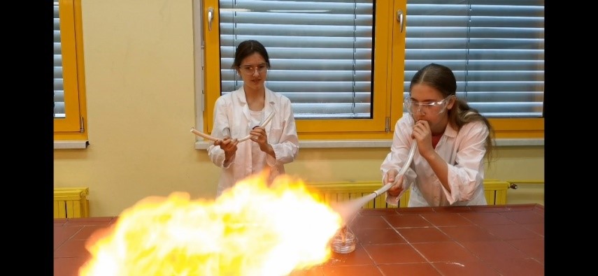 Državno tekmovanje iz kemijskega eksperimenta